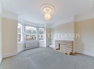 3 bedroom apartment for rent in Blackett Street, Putney, London, SW15
