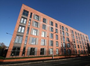 3 bedroom apartment for rent in Delaney Building Lowry Wharf Derwent Street M5