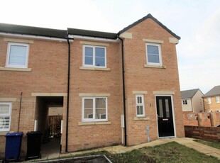 3 bedroom end of terrace house for rent in Waterside Road, Stainforth, Doncaster, South Yorkshire, DN7