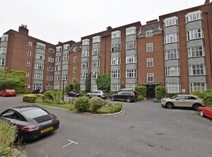 3 bedroom flat for rent in Calthorpe Mansions, Frederick road, B15 1QS, B15