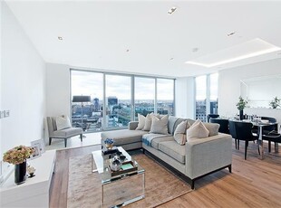 3 bedroom flat for rent in Satin House, Piazza Walk, Aldgate, London, E1