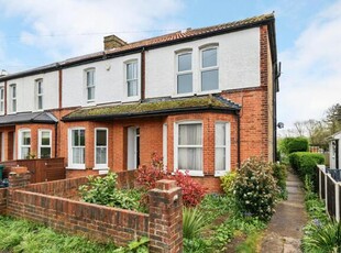 3 Bedroom House Shepperton Surrey