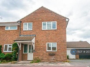 3 bedroom semi-detached house for rent in Rowhedge, Brentwood, CM13