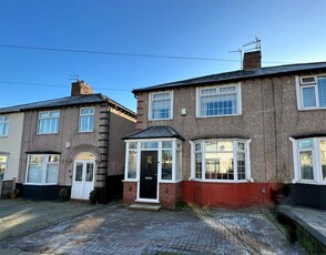 3 bedroom semi-detached house for sale in Tulip Road, Wavertree, Liverpool, Merseyside, L15