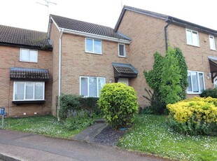 3 bedroom terraced house for rent in Fieldfare Green, Luton, Bedfordshire, LU4 0YA, LU4