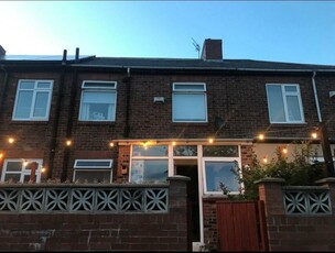 3 bedroom terraced house for rent in Great Lime Road, Newcastle Upon Tyne, NE12