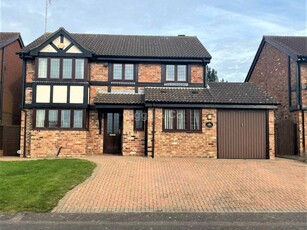 4 bedroom detached house for rent in Woodmere, Luton, LU3