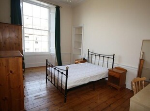 4 bedroom flat for rent in Dundas Street, New Town, Edinburgh, EH3