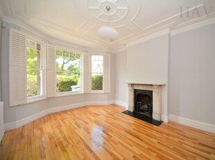 4 bedroom house for rent in Hertford Road, East Finchley, London, N2