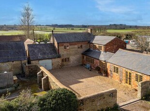 4 Bedroom House Northamptonshire Northamptonshire