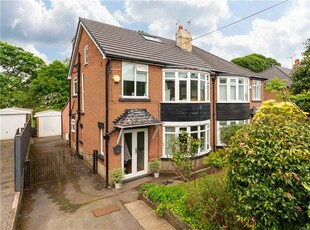 4 bedroom semi-detached house for sale in Shadwell Walk, Leeds, West Yorkshire, LS17