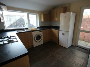 4 bedroom terraced house for rent in Llanishen Street, Heath, Cardiff, CF14