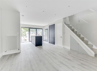 4 bedroom terraced house for rent in Novello Street,
Parsons Green, SW6