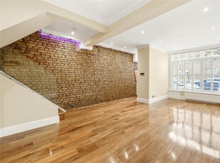 4 bedroom terraced house for rent in Violet Hill,
St John's Wood, NW8