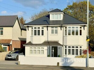 5 Bedroom House Bournemouth Poole