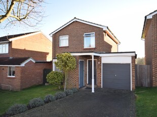 Detached House to rent - Stapleton Road, Bromley, BR6