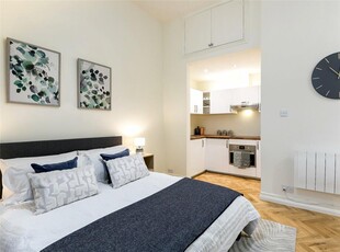Studio apartment for rent in All Saints Road, London, W11