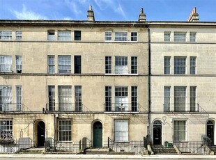 1 Bedroom Flat For Sale In Bath, Bath And North East Somerset