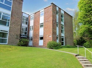 2 Bedroom Apartment For Sale In Crowborough, East Sussex