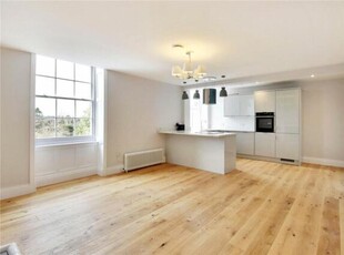 2 Bedroom Apartment For Sale In Sevenoaks, Kent