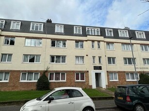 2 Bedroom Flat For Sale In Cosham, Portsmouth