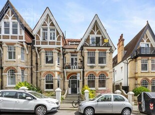2 Bedroom Flat For Sale In Hove, East Sussex