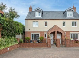 3 Bedroom Semi-detached House For Sale In Southwell