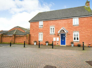 4 Bedroom Detached House For Sale In Hampshire