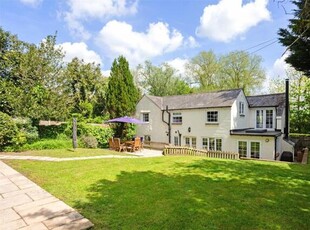 4 Bedroom Detached House For Sale In Reading, Berkshire