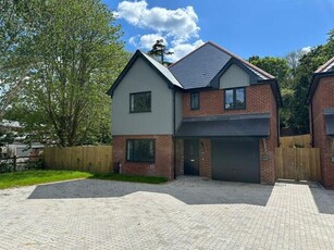4 Bedroom Detached House For Sale In Wickham Road