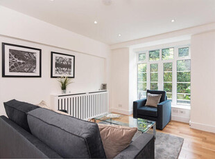 Studio Apartment For Rent In St John's Wood, London