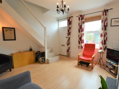 2 bedroom terraced house for sale in Poplar Street, York, YO26
