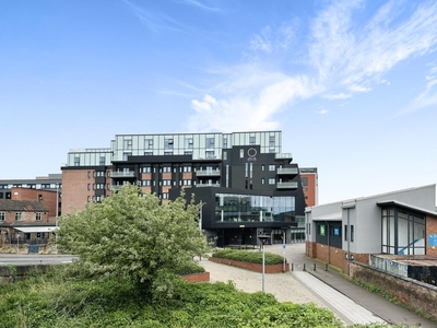 2 bedroom apartment for sale in Brayford Wharf North, Lincoln, LN1