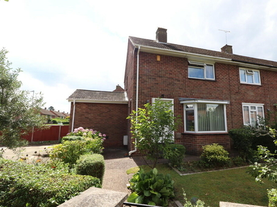 2 bedroom end of terrace house for sale in Blankney Crescent, Lincoln, LN2