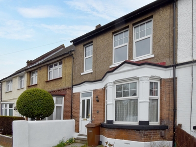 Terraced House to rent - Second Avenue, Gillingham, ME7