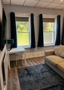 1 Bedroom Serviced Apartments To Rent