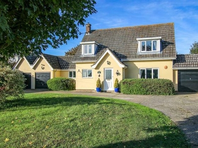 4 bedroom detached house for sale Saxtead Green, IP13 9RB