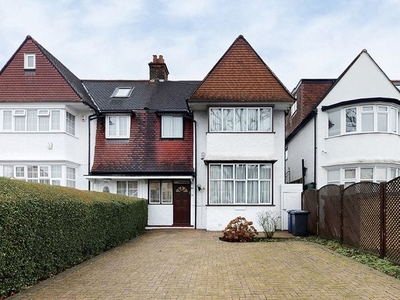 4 bedroom semi-detached house for sale Hendon, NW11 9BY