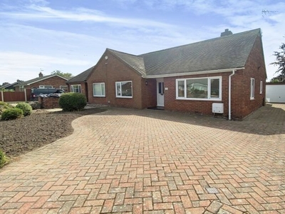 Bungalow for sale in Fairway, Selby, North Yorkshire YO8