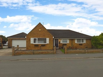 Detached bungalow for sale in Stanley Drive, Sutton Bridge, Lincolnshire PE12