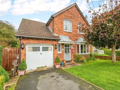 Detached house for sale in Abbeyfields Drive, Studley B80