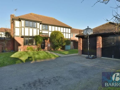 Detached house for sale in Baytree Close, Cheshunt, Waltham Cross EN7
