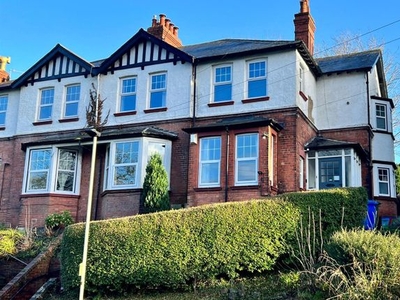 Flat for sale in Weaponness Valley Road, Scarborough YO11