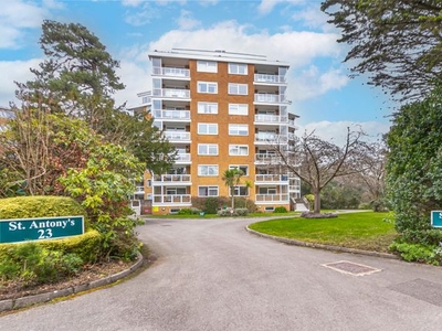 Flat for sale in West Cliff Road, Westbourne, Bournemouth, Dorset BH4