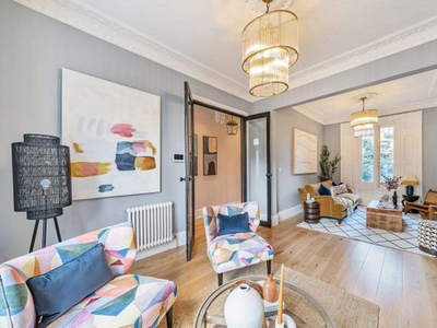Terraced house for sale in St. Pauls Road, London N1