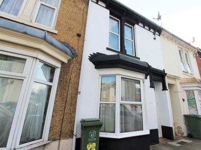 Terraced house to rent in Reginald Road, Southsea PO4