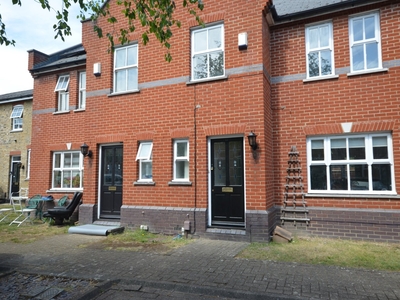 Terraced House to rent - Woodyates Road, Lee, SE12