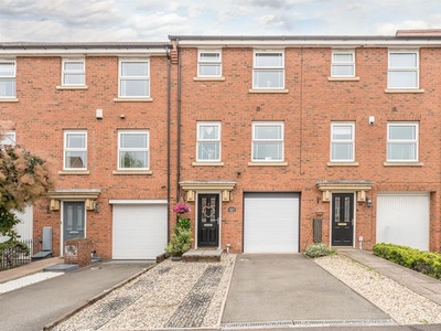 Town house for sale in Kirkpatrick Drive, Wordsley DY8