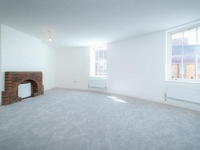 2 Bedroom Apartment For Sale In Ashford