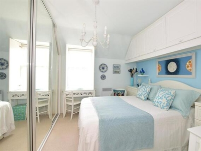 2 Bedroom Apartment For Sale In Billericay